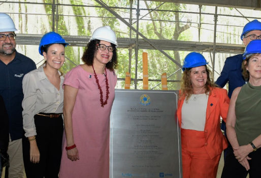 Minas Gerais na Vanguarda da Ciência: Inauguração do Centro Nacional de Vacinas Impulsiona a Autonomia Tecnológica do Brasil