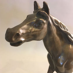 Modern horse sculpture