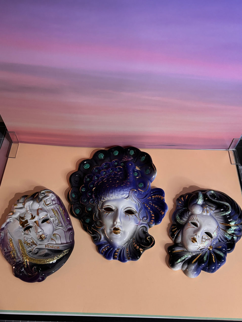 Lot de 5 masques vénitiens différents modèles – Décoration