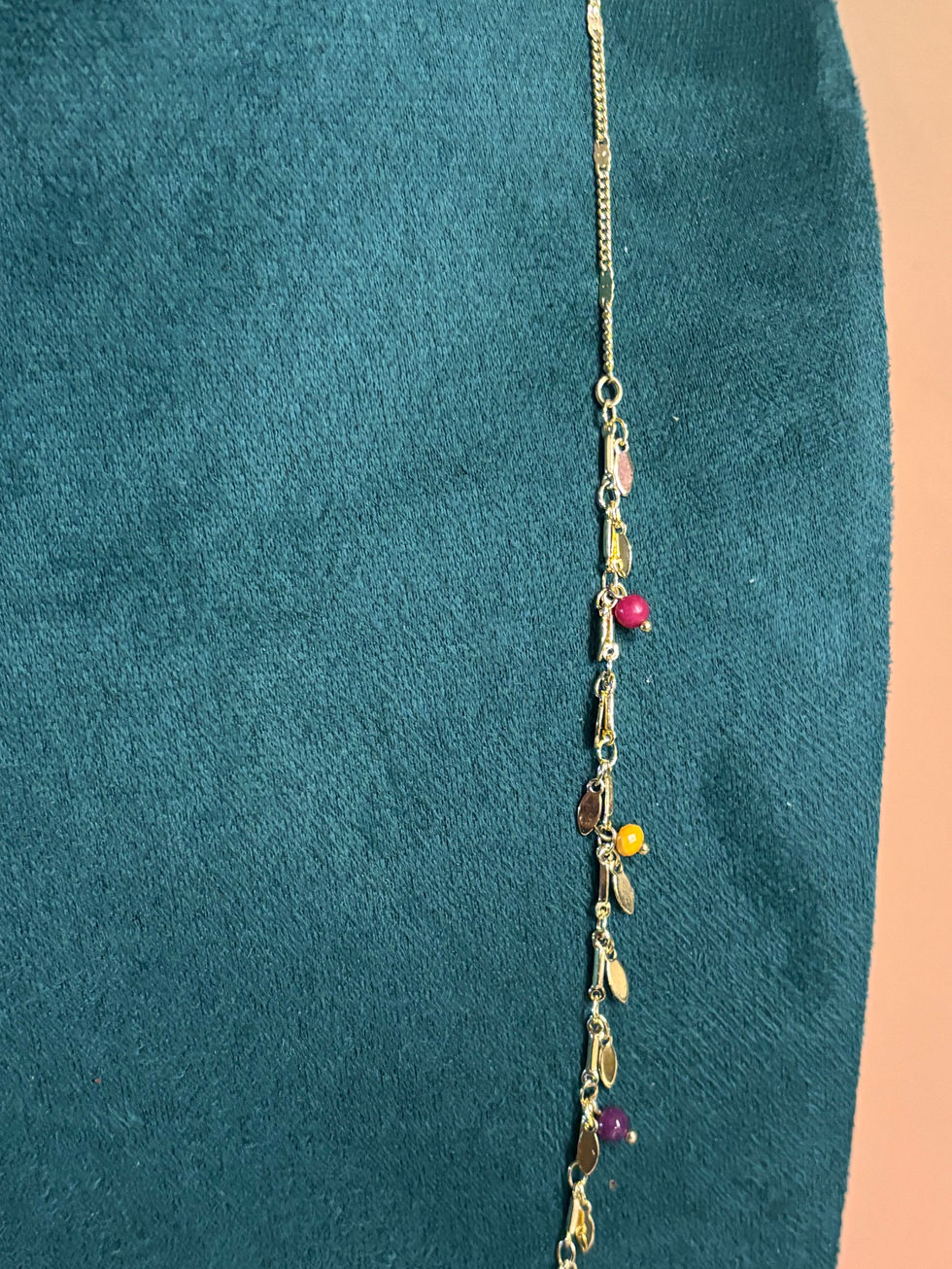 Collier sautoir Agatha doré rose, violet et orange – 81 cm