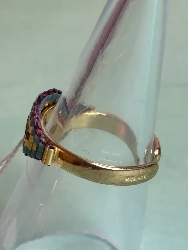 Bague Satellite bleu violet plaqué or 14 carats – Bijou signé