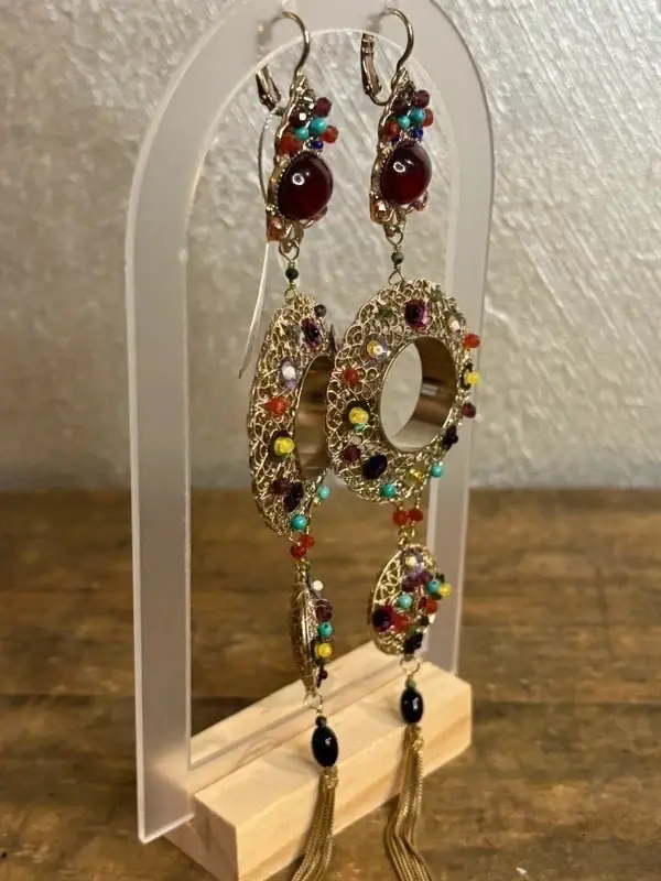 Satellite boucles d’oreilles dorées à l’or fin 14/18 carats, pâte de verre rouge