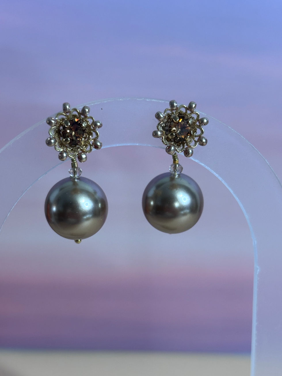 Boucles d’oreilles Satellite plaqué or 14 carats nacré cuivré