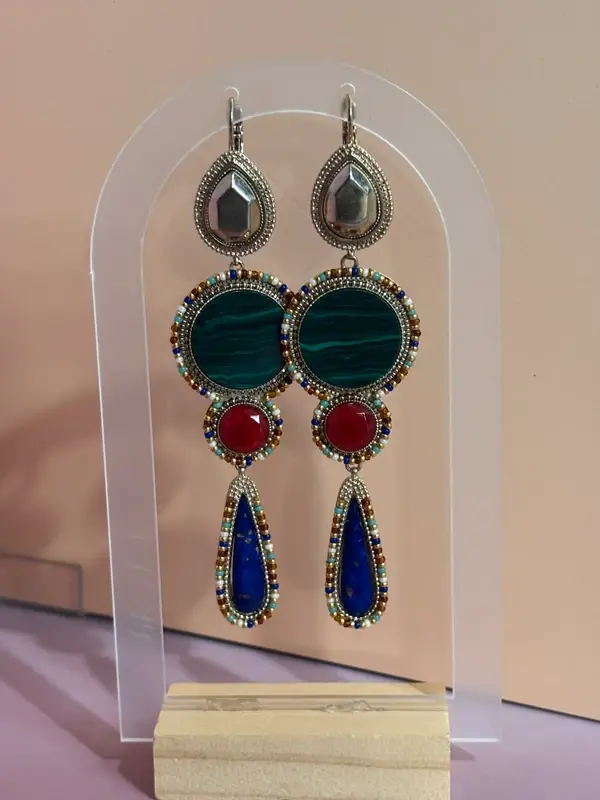 Satellite boucles d’oreilles dorées à l’or fin 14/18 carats vert rouge