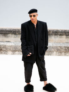 Arrestation de Six Suspects dans le Vol de la Collection Balmain : Un Soulagement pour la Mode Parisienne