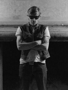 Kavinsky, figure emblématique de la scène électro française, est décédé à l'âge de 50 ans