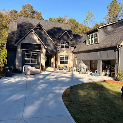 Moving a family into this beautiful home in Newnan Georgia was a great pleasure serving professionalism on every move