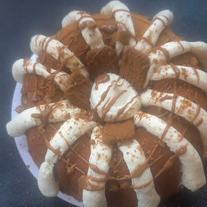 BUNDT CAKE