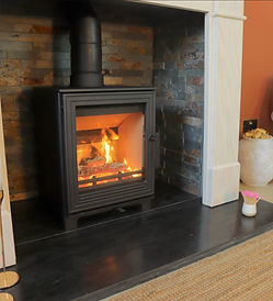 Woodford Pankhurst Medium 5kW Wood Burning Ecodesign Stove