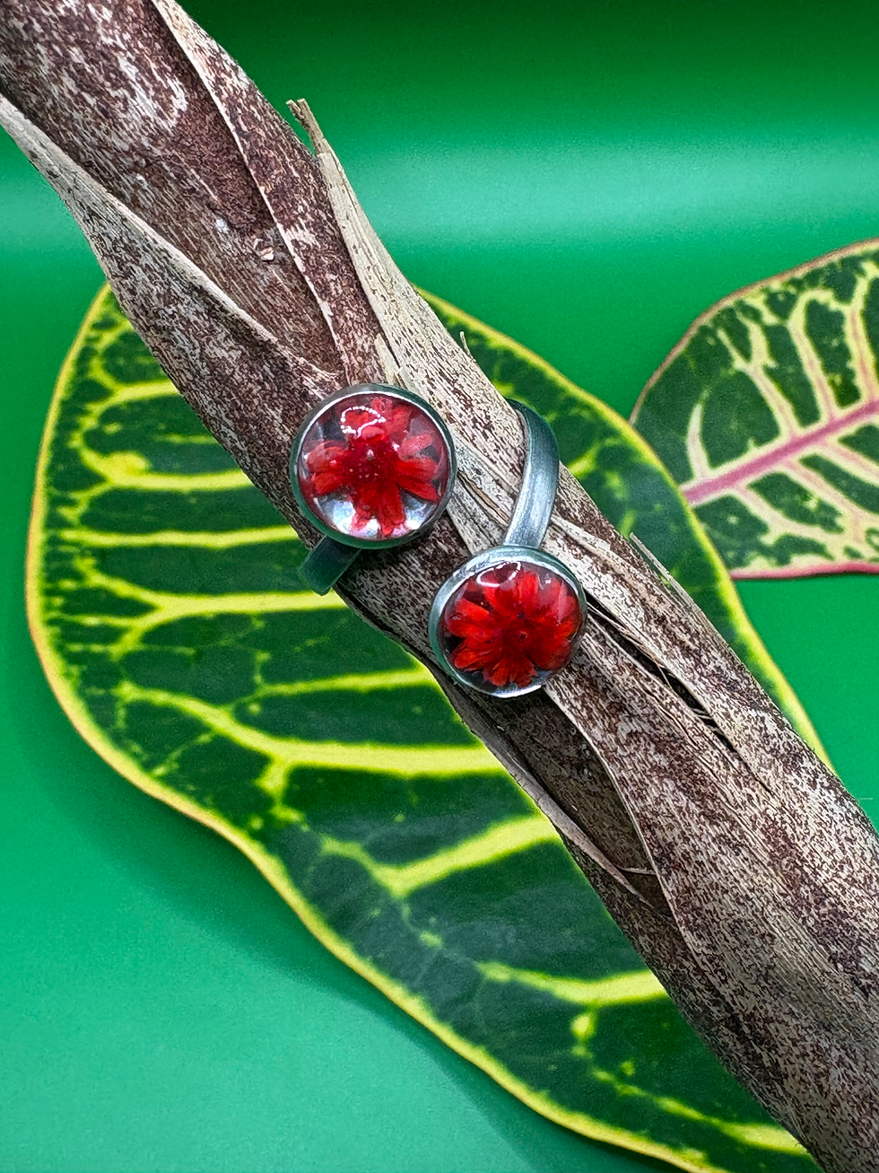 Thumbnail: Red Flower Stainless Steel Resin Ring