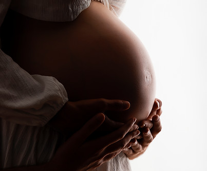 Photographe-séance-studio-grossesse-colmar.jpg