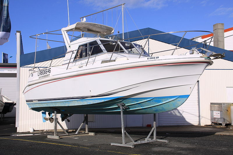 bateau sur bers pour entretien