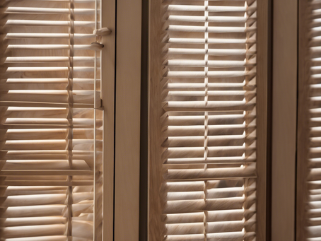 Expert Tips for Choosing Quality Plantation Shutters Online