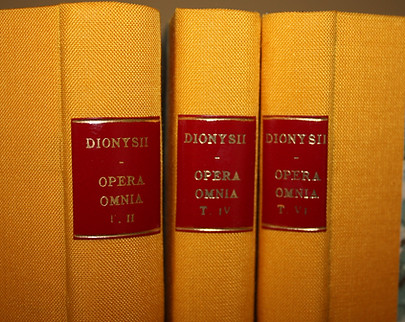titrage dorure pièce de titre cuir filets dorés