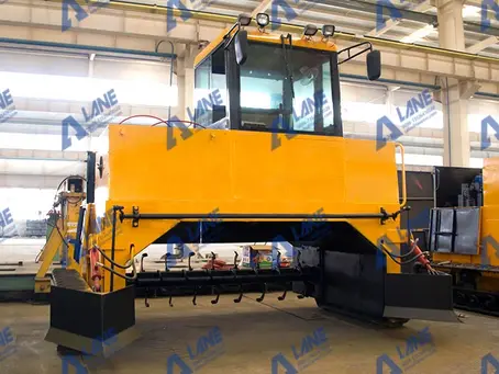 Hydraulic Crawler Type Compost Turner