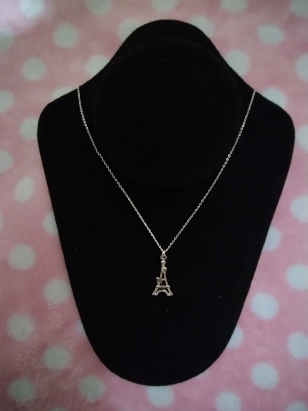 Miniatura: Collares y dijes.