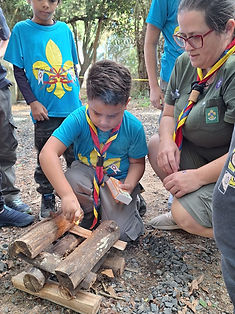 Atividade em sede lobinho 1.jpg