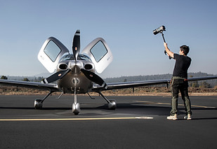 Behind the scene for Airplane Photography in Oregon