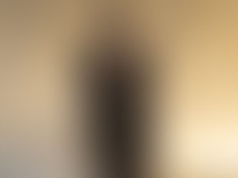 Glamour minimalista marca a estreia de Antonin Tron na Balmain