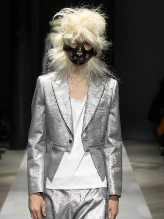 A alfaiataria sensível da Comme des Garçons Homme Plus 2026