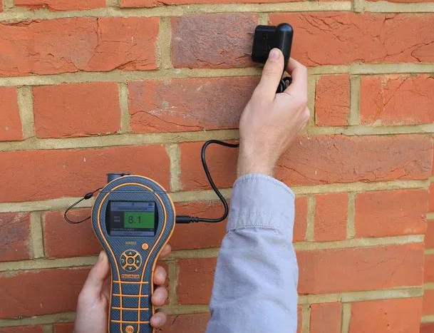 Moisture Metre Damp Surveys Iver Slough Windsor Aylesbury Uxbridge Reading