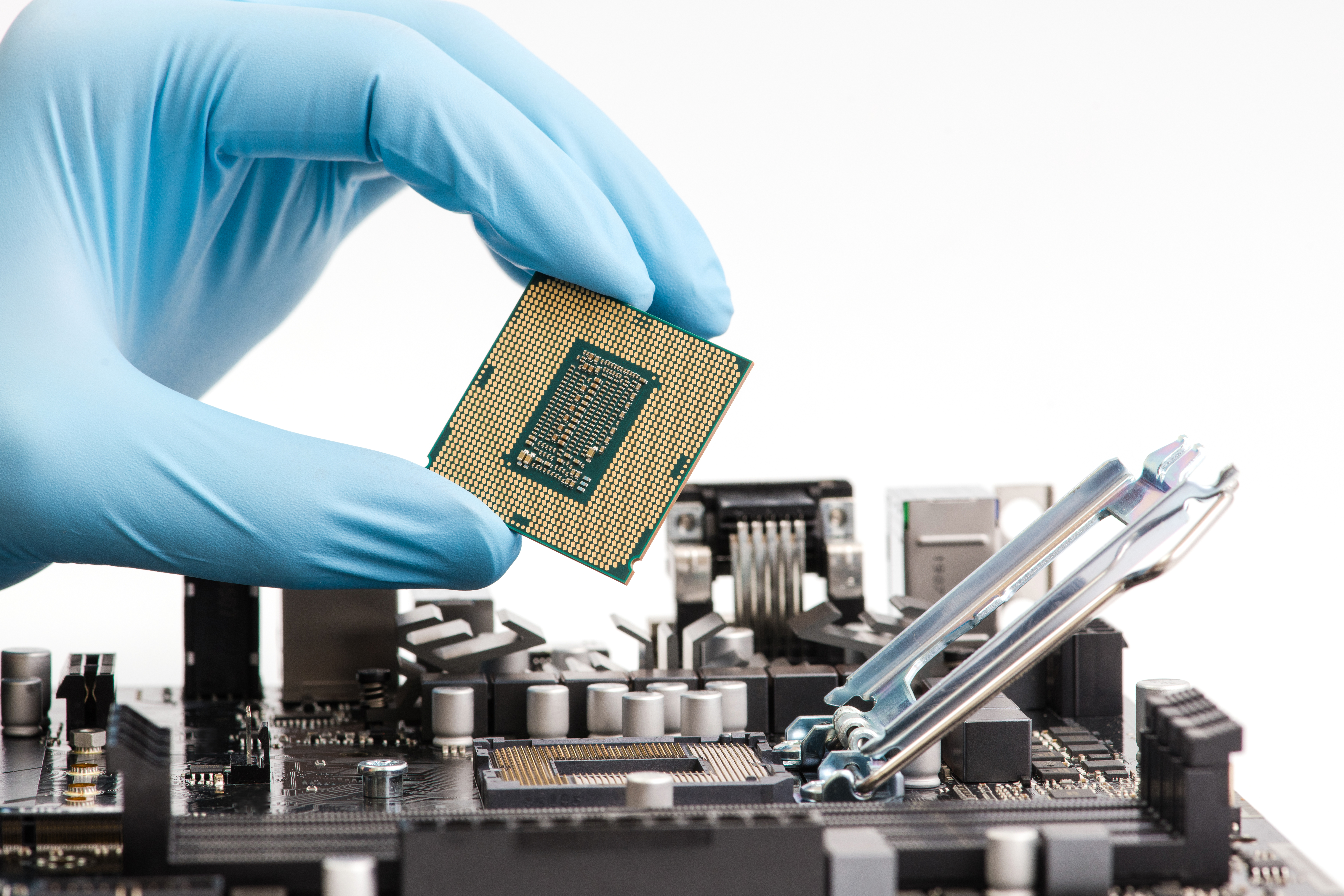 A Brain-Like Computer Chip Coming Soon