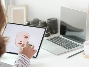 Selling Art As A Side Hustle: 5 Easy Ways To Sell Art And Make Money (plus 12 Product Ideas)