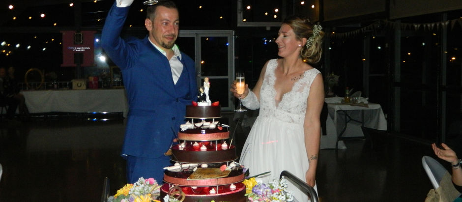 Mariage de Séverine & Jean-Christophe

Samedi 27 Avril 2019

« Le Nautique » à Divonne

www.anim