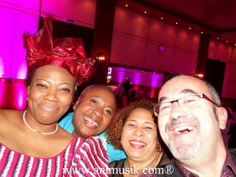 Soirée d’Entreprise
Hôtel « CROWNE PLAZA » Genève
Big Fun Party !
Vendredi 25 Novembre 2016
www.anim