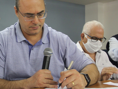 GOVERNADOR ACABA COM A POLÊMICA DA MUDANÇA DA CEASA
