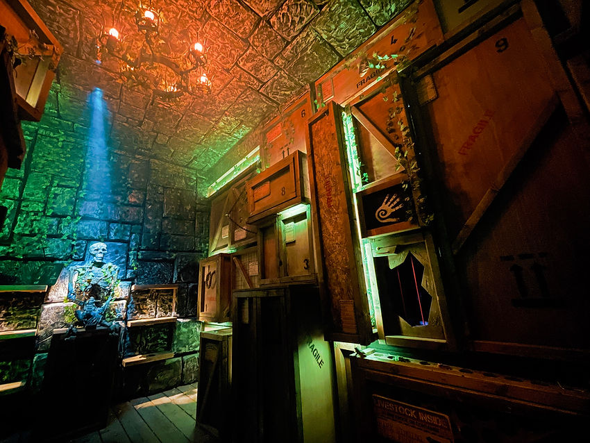 Koncept Creative. Freelance Creative director, Consultant and Project Manager. Specialist in writing and designing immersive experiences, theatre, scare sttractions and immersive theatre. 