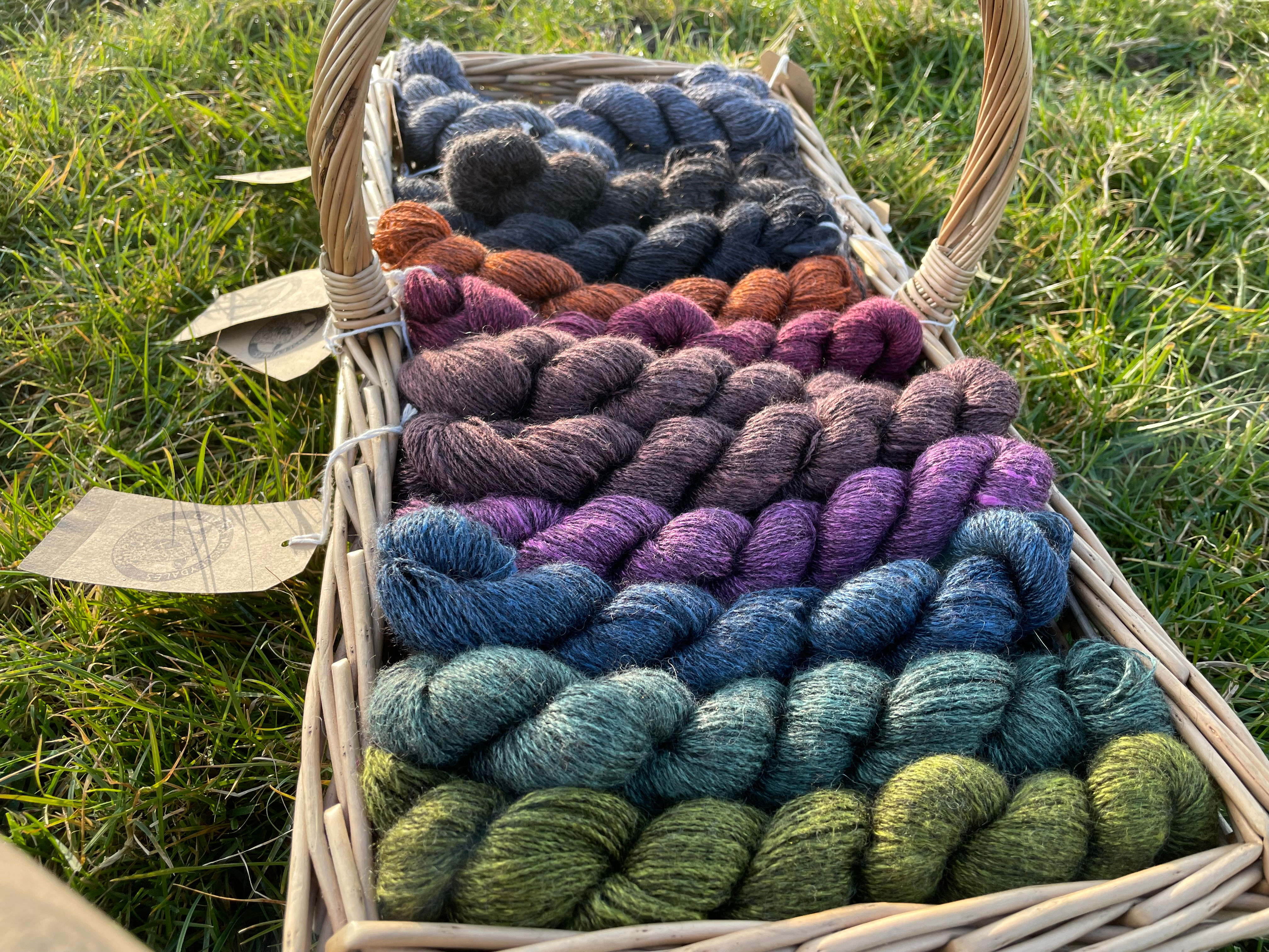 Hedgerow Range -  4-ply Wensleydale Lambswool/Rose Fibre