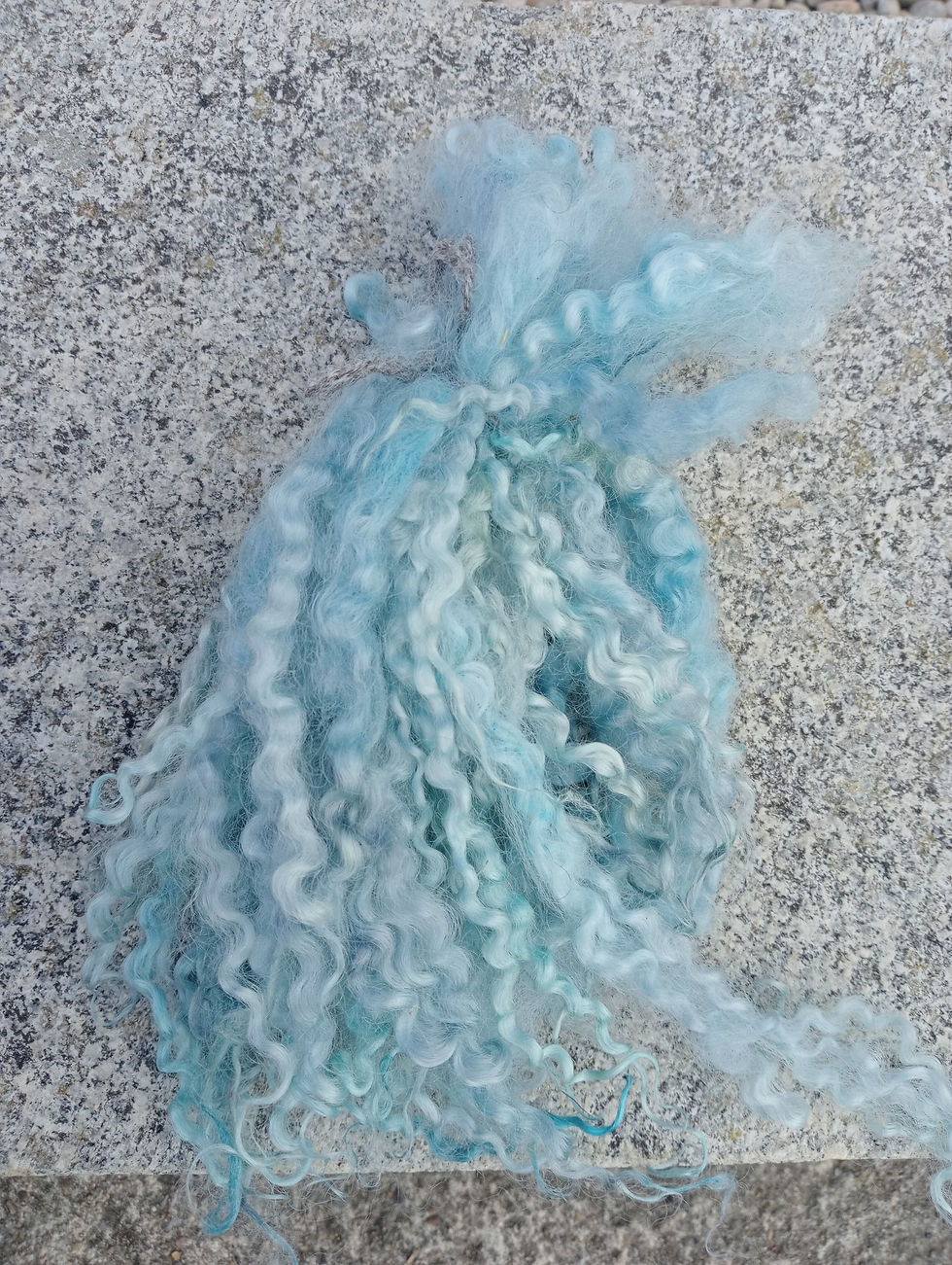 Thumbnail: Hand-dyed Wensleydale Curls