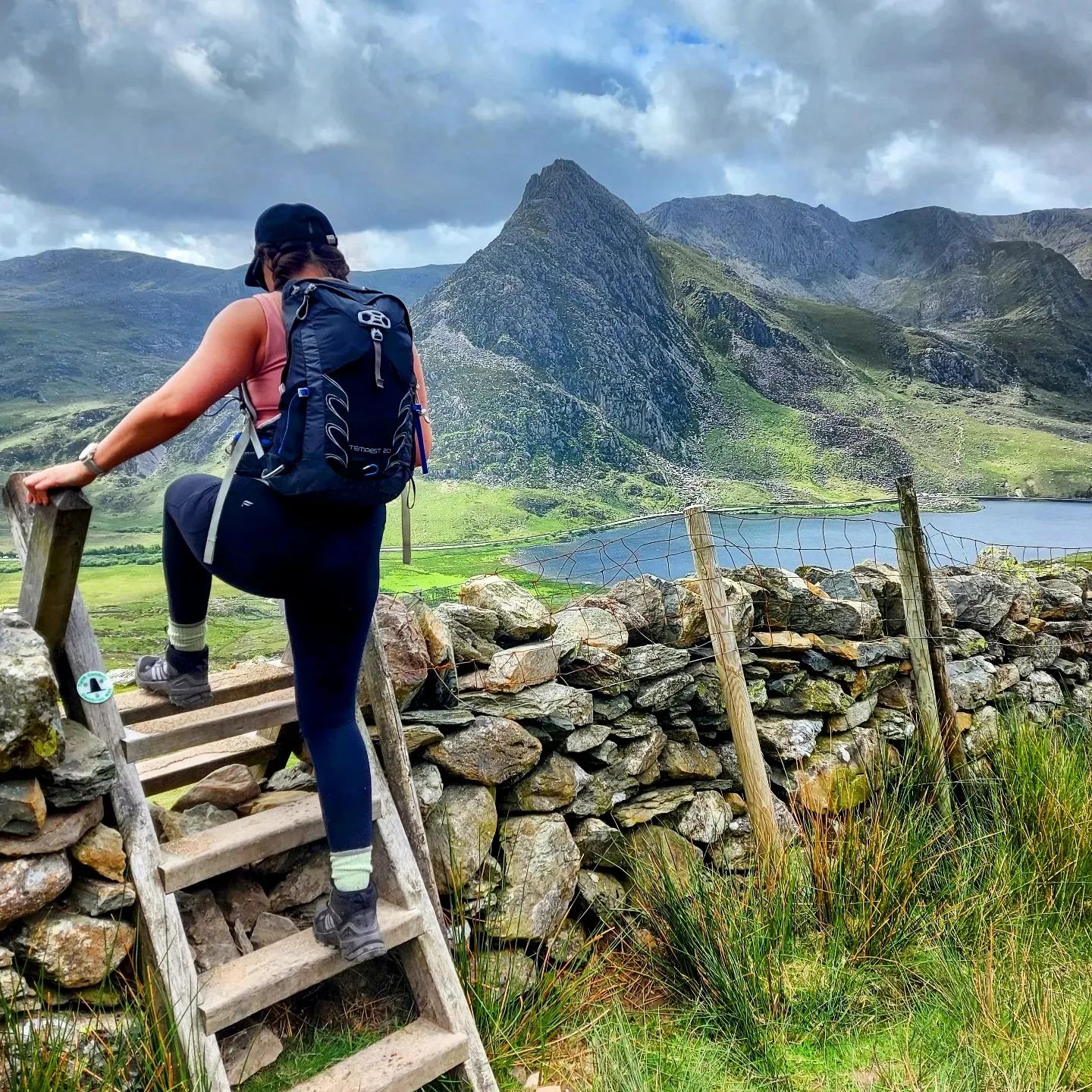 Views of Tryfan from Pen yr Ole Wen