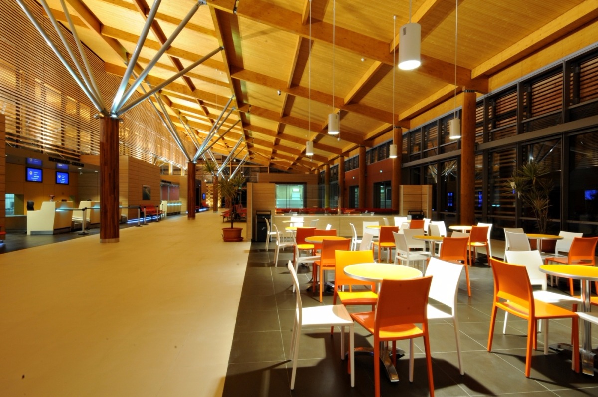 Airport | Aéroport - Guinea | Guinée
