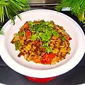 X12. Gebratene Knusperente mit Kartoffel und Gemüse nach Szenchuan Art serviert in eine Pfanne. /Dry fried crispy duck with potatoes, and vegetables in a Sichuan style serviced in a pot. /干锅炸鸭 image
