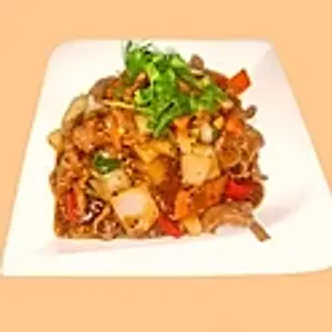G11. Sautiertes Rinderfilet mit schwarzem Pfeffer/ Sautéed Beef with Black Pepper/黑椒牛柳