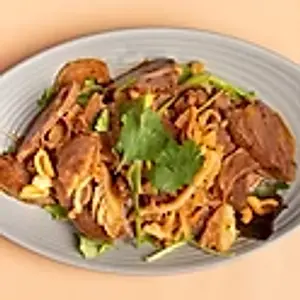A3.Fuqi feipian, eine Spezialität aus China/Sliced beef and trip with chili oil und crunched peanuts/夫妻肺片