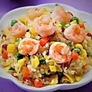 R1. Gebratener Eierreis nach Yangzhou-Art mit Hühnerfleisch, Schinken und Schrimps/Egg fried rice with chicken, ham and shrimps./扬州炒饭