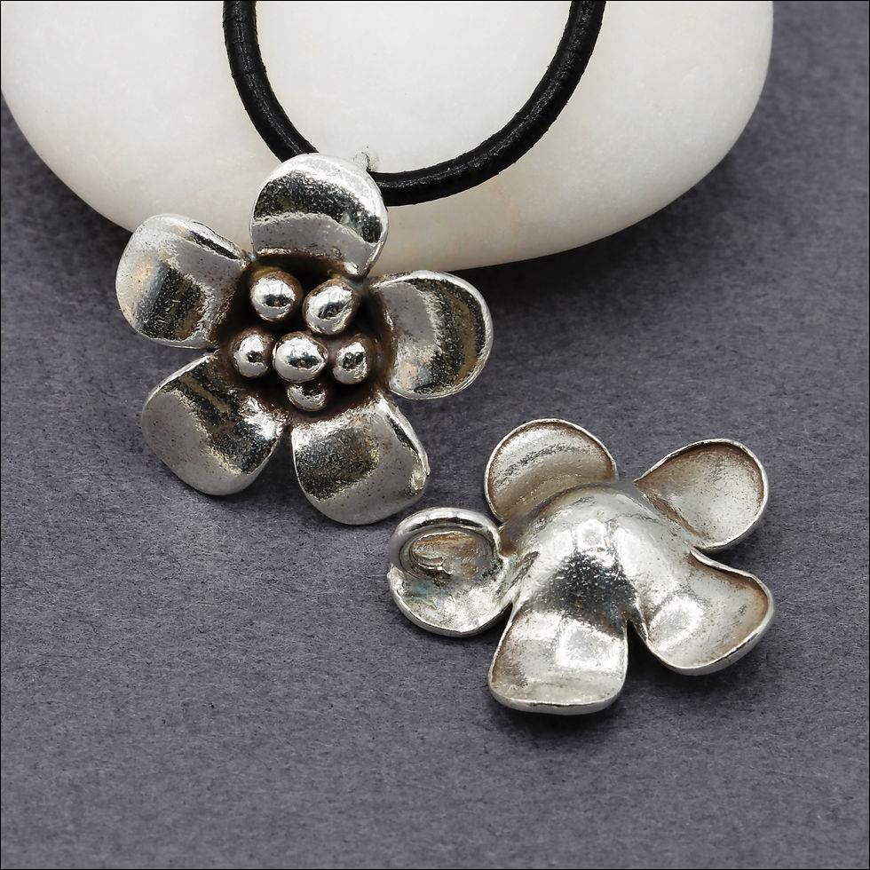 Thumbnail: HP147 ~ Hill Tribe Silver Flower Pendant ~ Package of 1