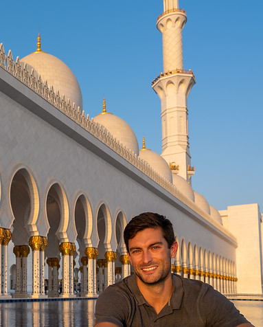 Abu Dhabi Chris 1.jpg