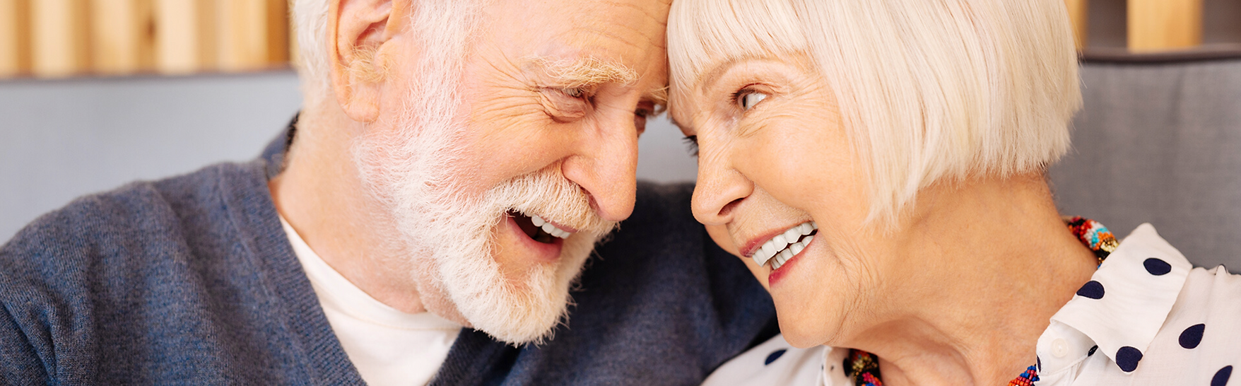 Denture-options-and-solutions-for-receding-gums-06-28-2026_11_57_PM.png