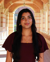 Prisha Headshot.jpg