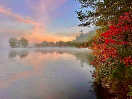 Peak Fall Foliage in New Hampshire: Plan the Perfect October Lake Getaway