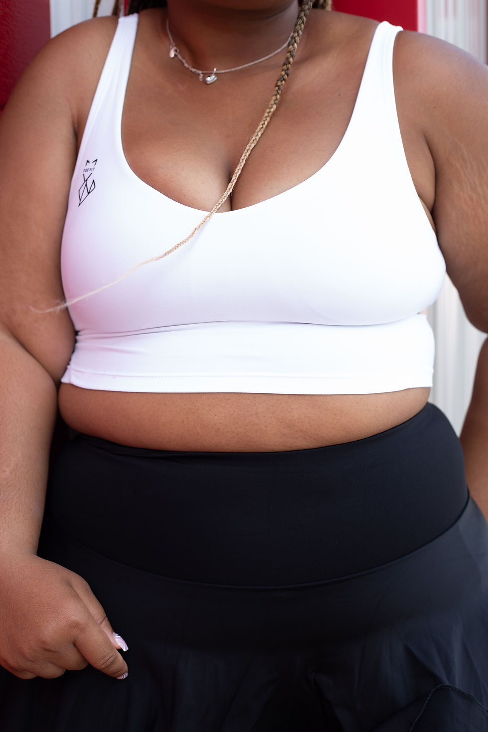 Thumbnail: Relaxed V-Crop