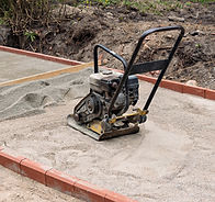 la préparation de la surface pour recevoir le béton, une étape cruciale