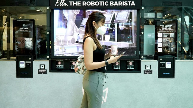 ELLA, Robot Barista that will be deployed at 30 MRT stations by the end of 2022!