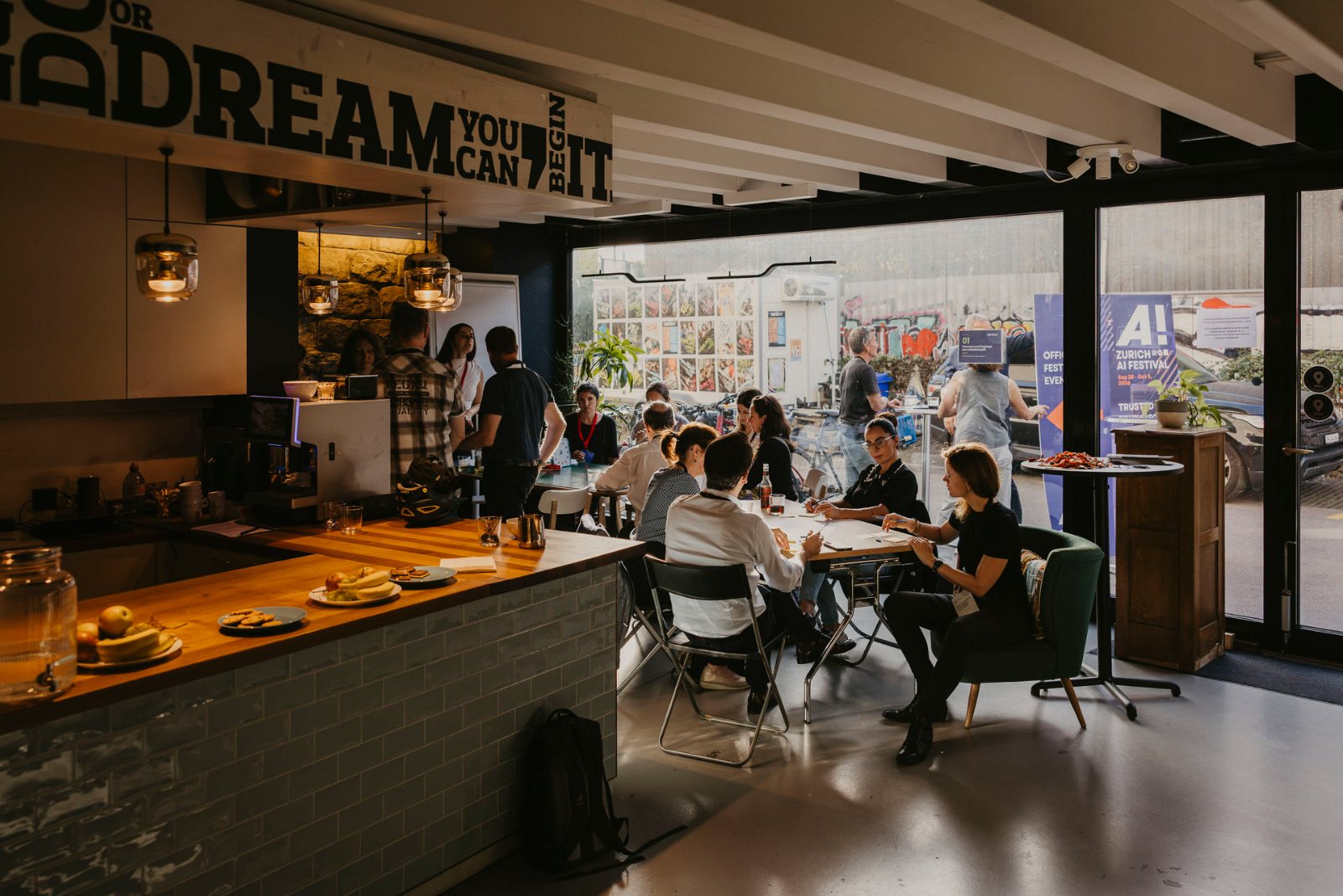 Lab 01 «Chancen und Zugänge zum Arbeitsmarkt» im Café-Bereich