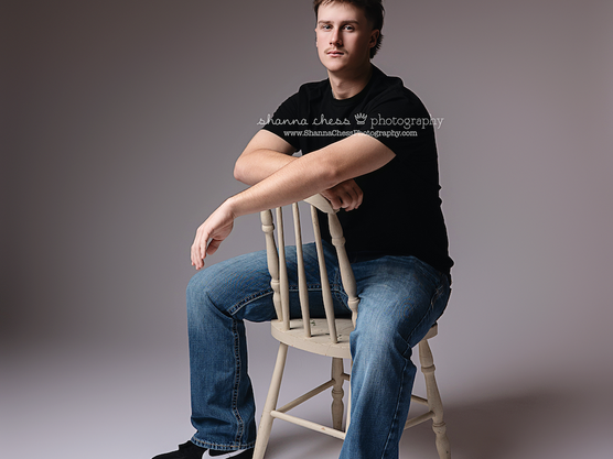Eugene OR Studio Photoshoots for High School Seniors | Jackson's Senior Session