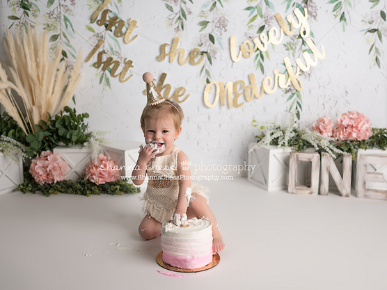 Eugene Oregon Cake Smash Photographer | Happy 1st Birthday to Jaini!